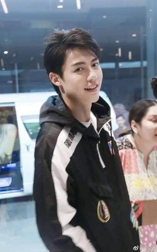 水| 能求一点markprin的壁纸吗!