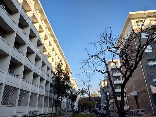实拍:北京大学的学生宿舍楼,感受"学霸"气息