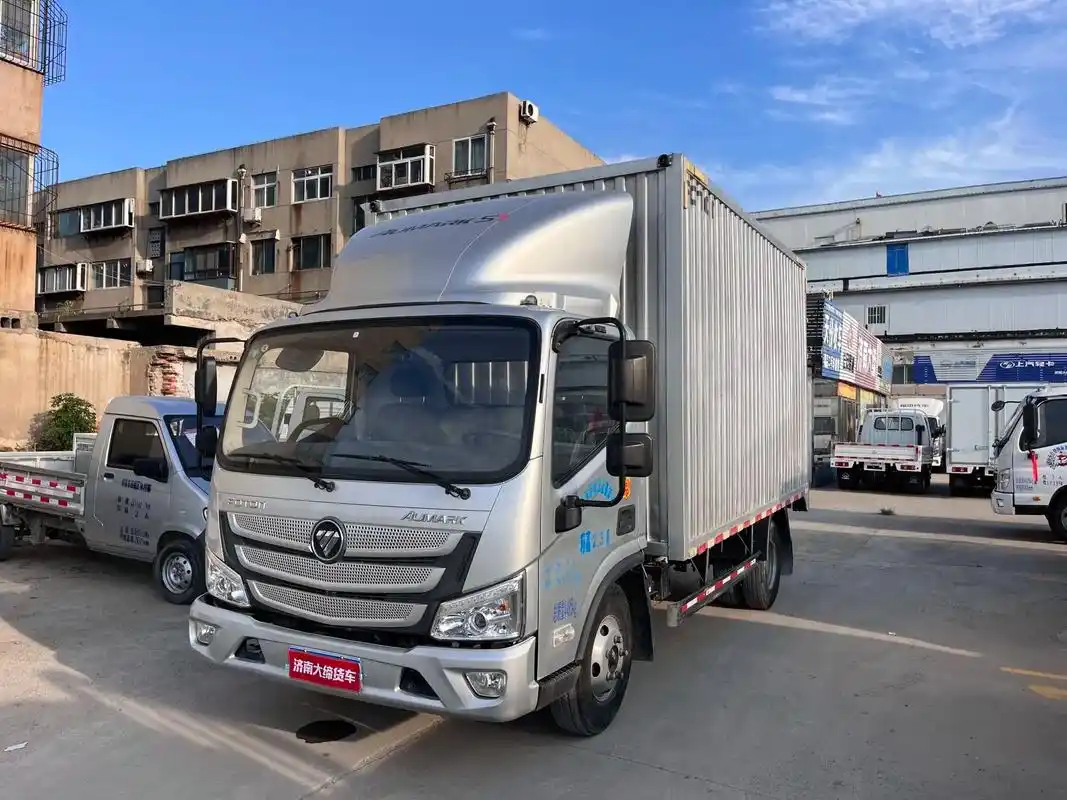 新到22年福田欧马可4.2米箱货 2.3*2.3宽体重载大箱