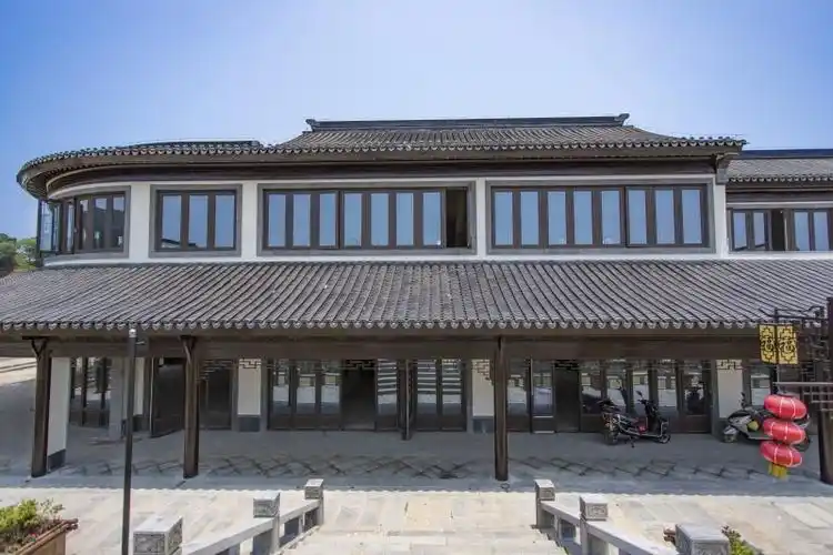 唯美的中国风仿古建筑,围墙配砖雕,让您品味中式的美