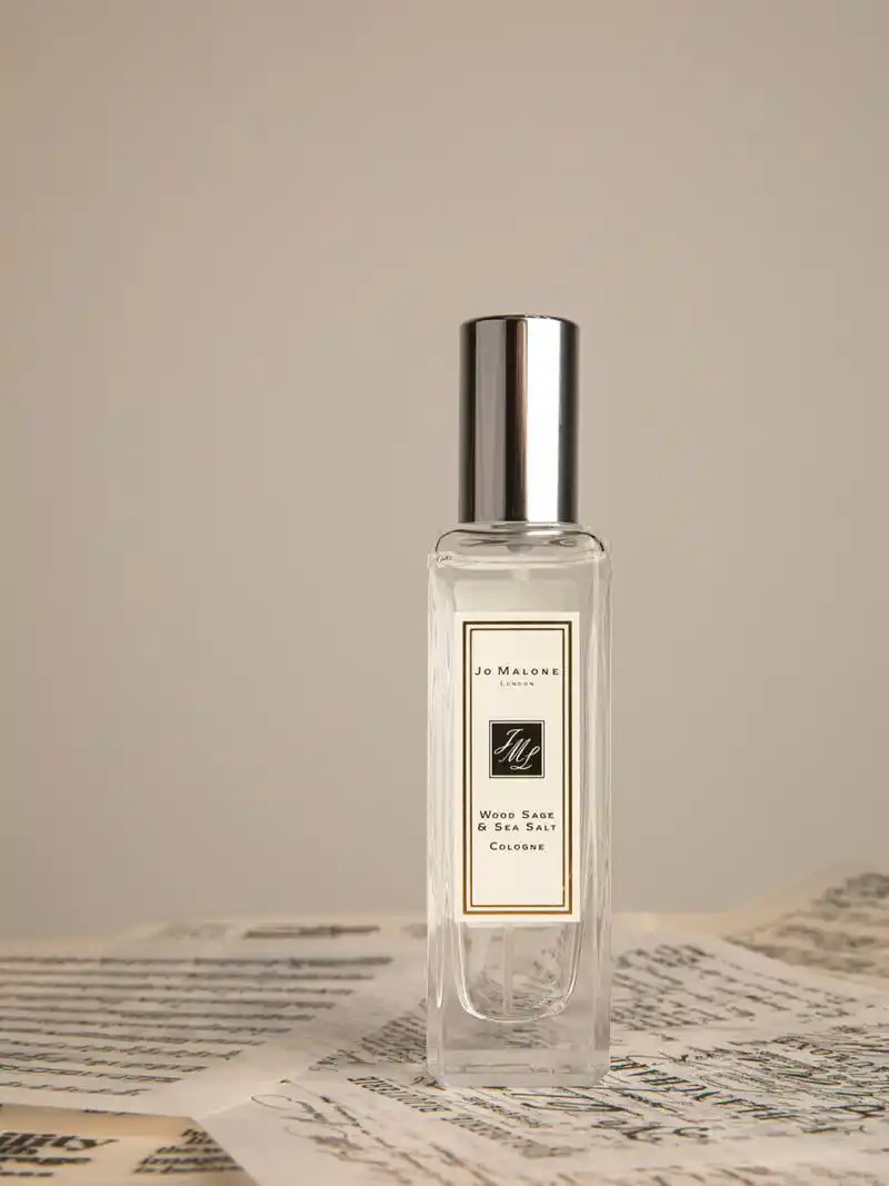 治愈系香水 盐系馥奇香 鼠尾草与海盐的味道 不知道从什么时候开始,盐