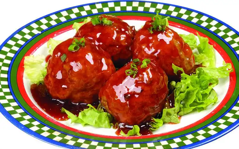 鲁菜美食四喜丸子桌面壁纸