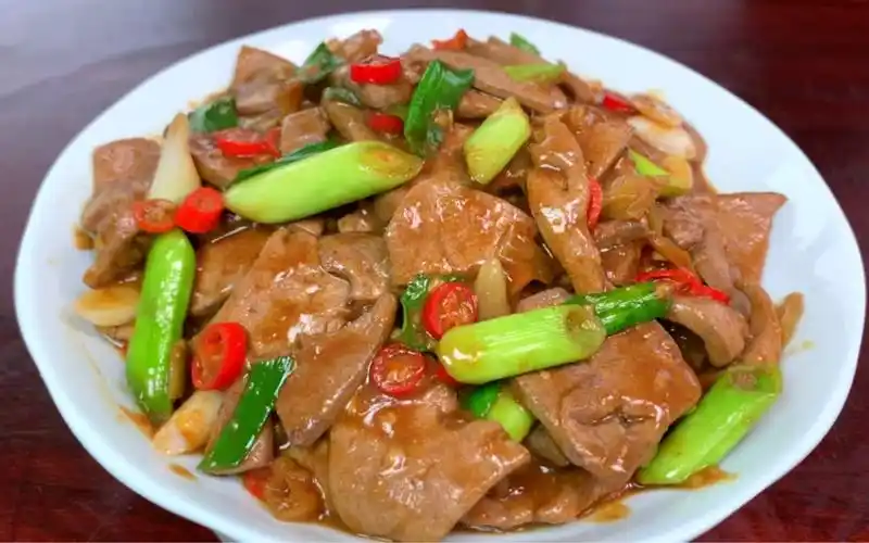炒猪肝鲜嫩不老有诀窍,学会这个方法,在家做比饭店还好吃!