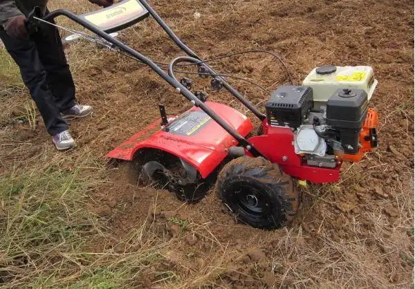 后旋式小型旋耕机 多功能翻土犁地机 开沟机直销