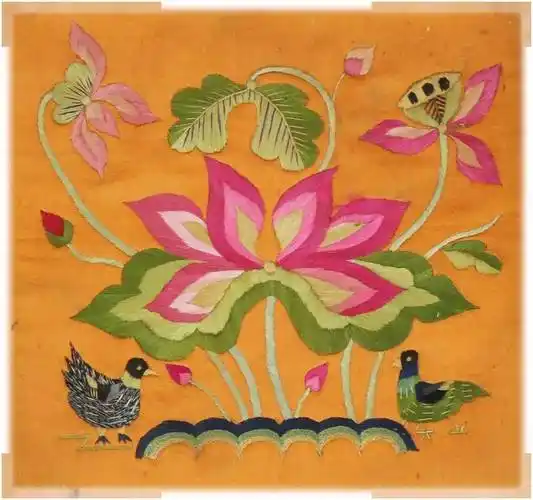 文化遗传日满族枕头顶刺绣艺术展