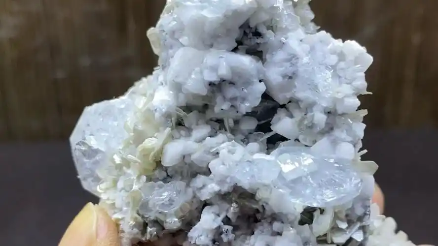 海蓝宝 长石 云母 8.