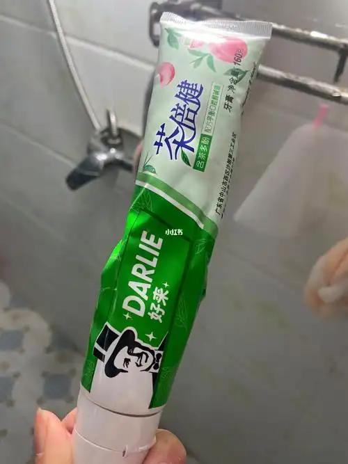 佳洁士的水蜜桃牙膏还要香,满嘴都是白桃乌龙茶的味道,比吃了炫迈还香