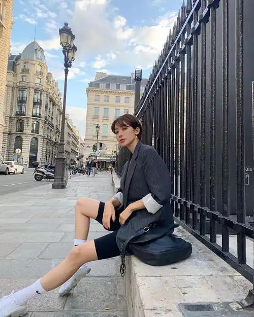 短发女孩这么穿太好看了|短发|裙子|甜美_新浪时尚_新浪网