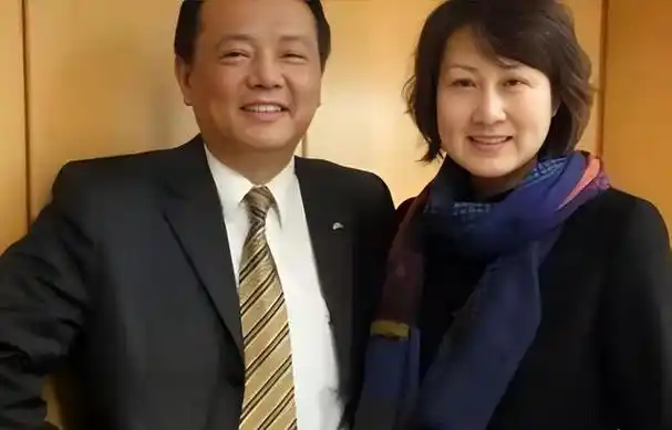 张凯丽不乐意了,她告诉丈夫,如果没有那个运气,就不要瞎折腾,干好本职