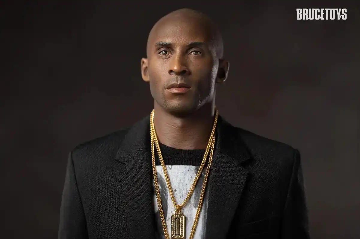 1/6西装科比人偶.一直想做一套科比的西服造型 选取了跟腱撕 - 抖音