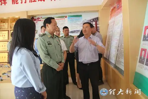 云南省军区副司令员吕美璋到校检查调研征兵工作