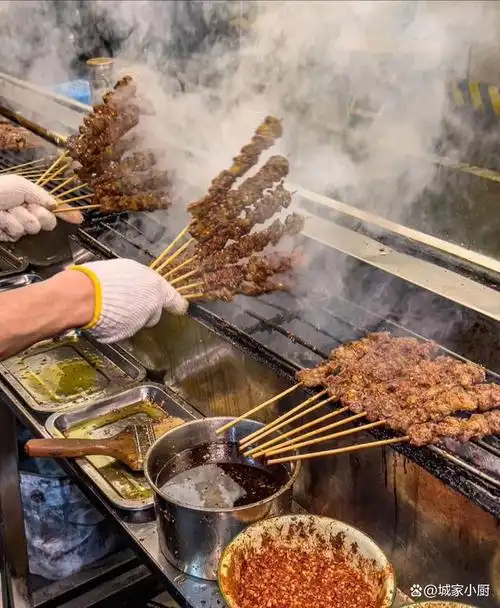 如何成为一名烧烤大师,探寻夜市爆款小吃的秘密