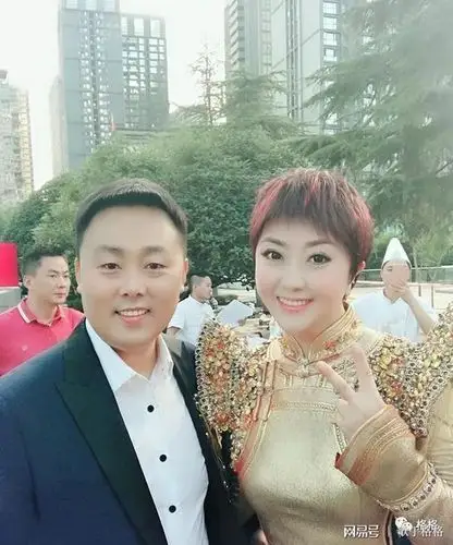 格格声震山城重庆新派女中音欢歌唱响新时代