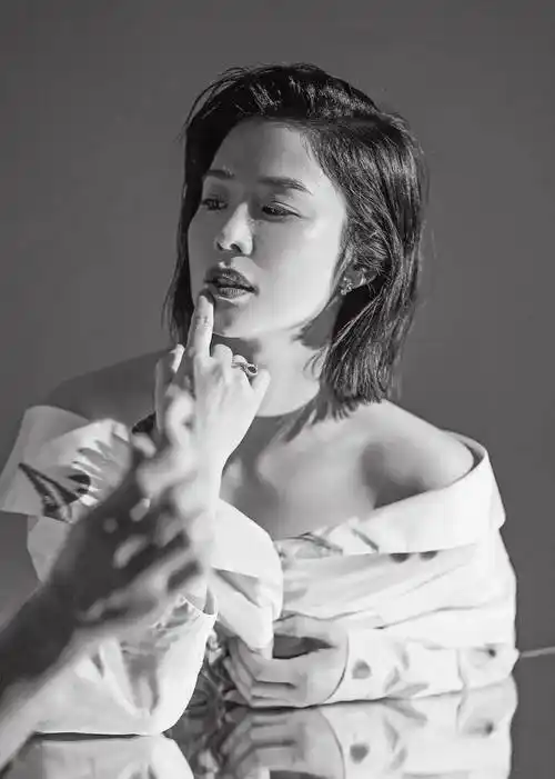 顶级女神金贤珠韩国的清新宠儿