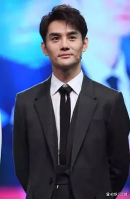 不拍戏就"消失",如今41岁的王凯,已选择了"另一条"路