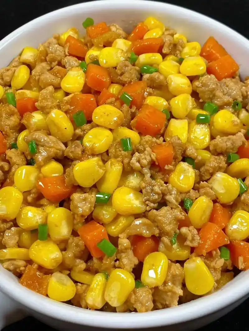 玉米粒炒肉沫香甜可口,鲜美入味,巨好吃!鲜美的玉米粒炒肉沫真 - 抖音