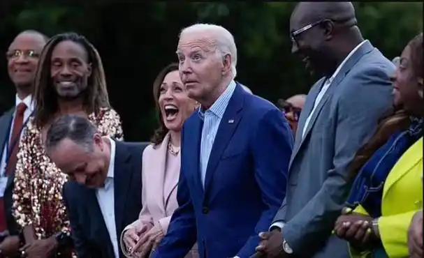 81岁拜登白宫音乐会似短路,僵住一分钟引发广泛担忧