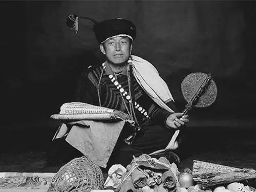 源远流长的凉山彝族毕摩文化