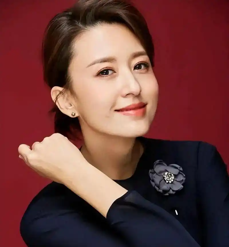 央视女主持人张蕾:一个传了11年的谣言,多次辟谣反而更变本加厉