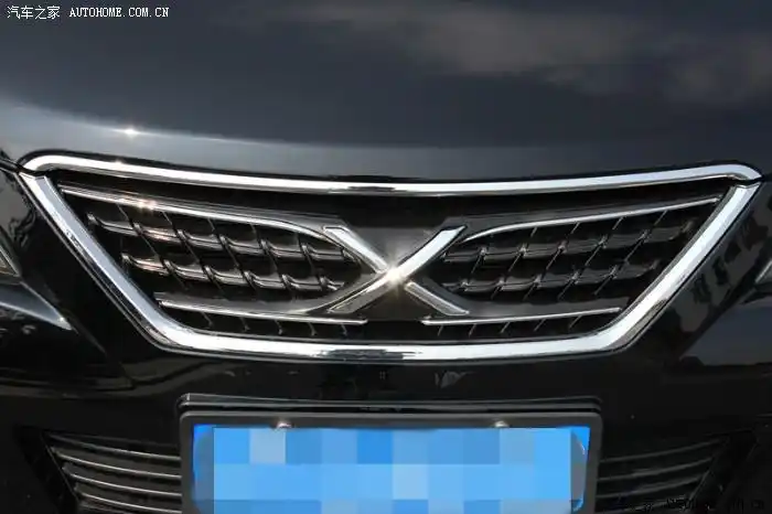 炫装黑锐换装电镀黑markx全车车标和markx铝合金踏板