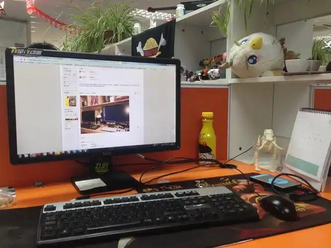 炎炎夏日,晒出你的工作台,赢鱼c定制t恤!