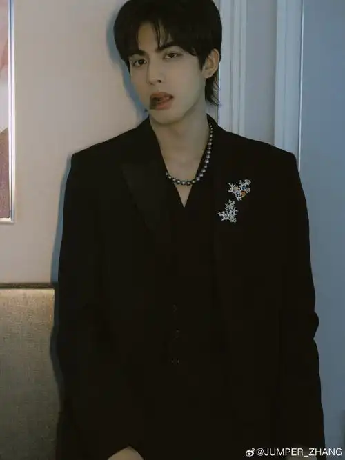 宋威龙##mikimoto全球代言人宋威龙