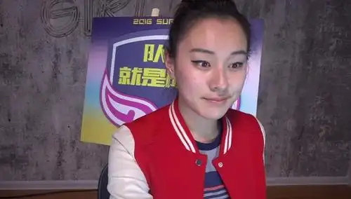 818李子卿聊天室0606期李子卿谈黑粉几度泪崩