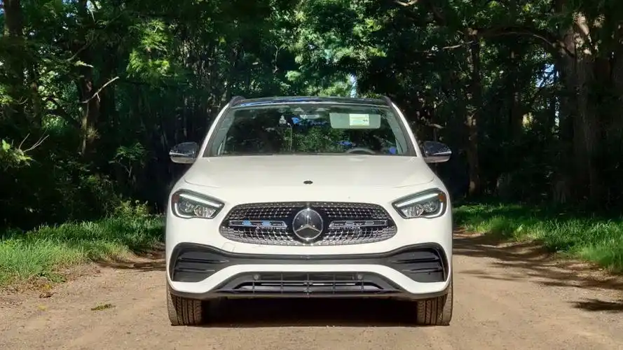 2021款奔驰gla250