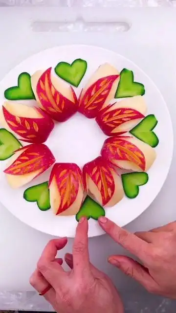 苹果摆盘可以这样,看得我都舍不得吃了