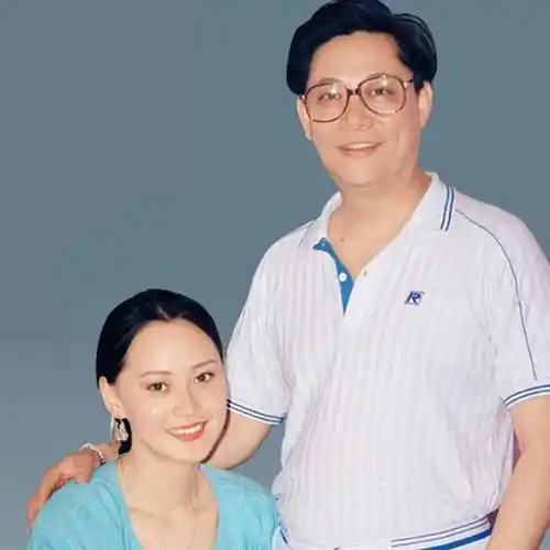 携洋老公参加聚会被赞没架子,60岁卖衣服赚钱_张楚楚_带着_丈夫