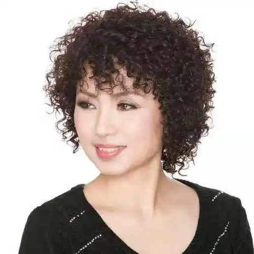 30一40岁女人发型短发烫发小卷(女人过了50岁发型首选烫小卷)(14)