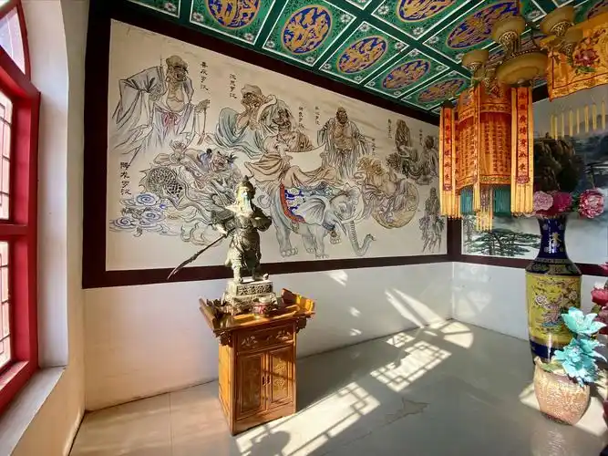 非常精美的十八罗汉壁画