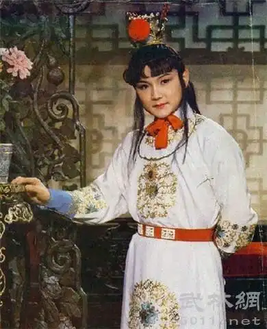 贾宝玉和谁发生过关系?贾宝玉与薛宝钗什么关系?