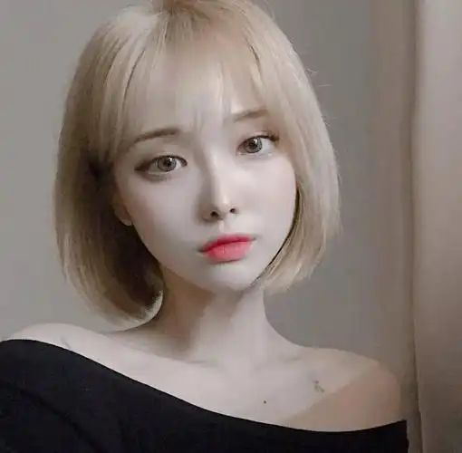 剪了短发不知染什么颜色好看,短发如何选择适合的发色?