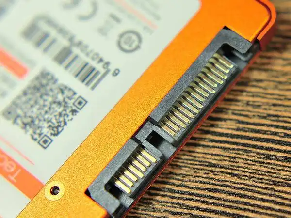 sata2和sata3接口区别(教你辨别sata2和sata3)