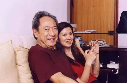 生于演艺世家和马晓伟合作过在水一方如今儿女双全的李芸