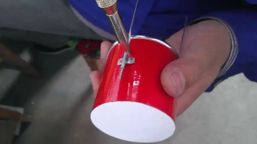 果然是高手在民间牛人手工打造迷你架子鼓太好玩了