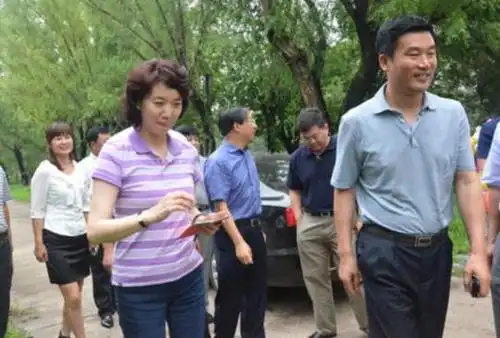 李修平:工作26年零失误,与丈夫恩爱多年,成人生赢家