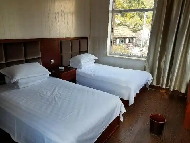 汤沟风景名胜区温泉小镇民宿双人间