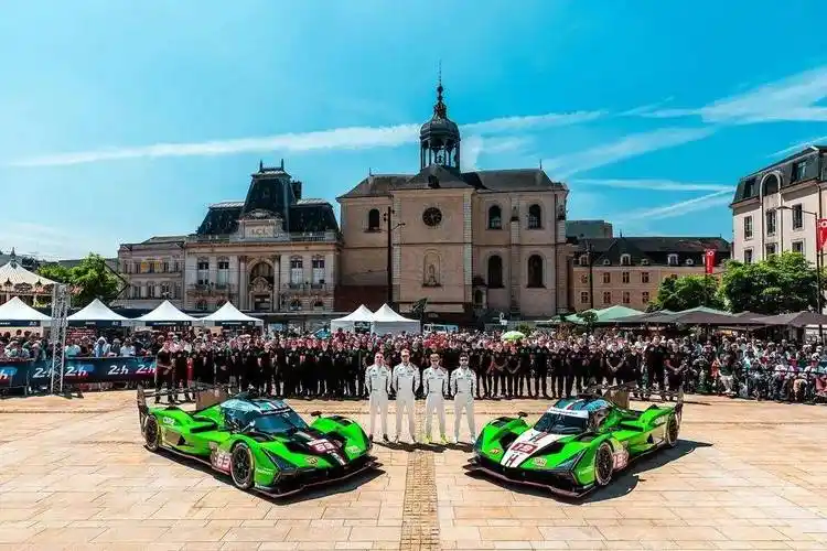 【勒芒24小时】勒芒赛前各车队全家福一览