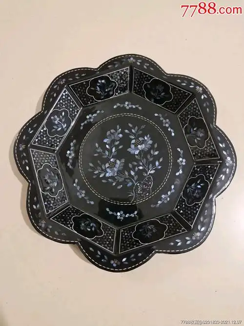 六十年代嵌螺钿漆盘