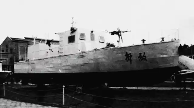 抗战日本25吨内河炮艇,有枪有炮,比坦克还难对付