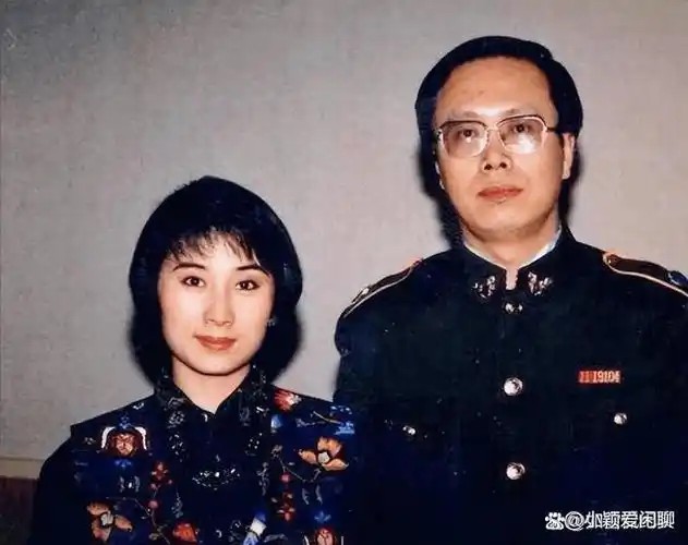 主演少林寺的丁岚两婚两离人生如戏如今60岁容颜可改变