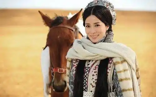 中国嫁得最远的公主走了两年才到丈夫被熬死只能嫁给其儿子