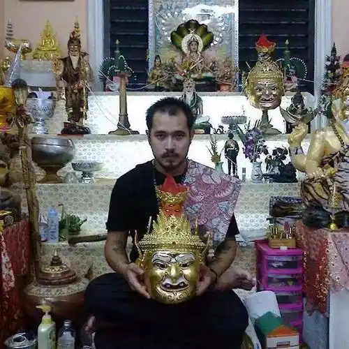 泰国佛学周边文化是否会孕育出更多的阿赞梗大师