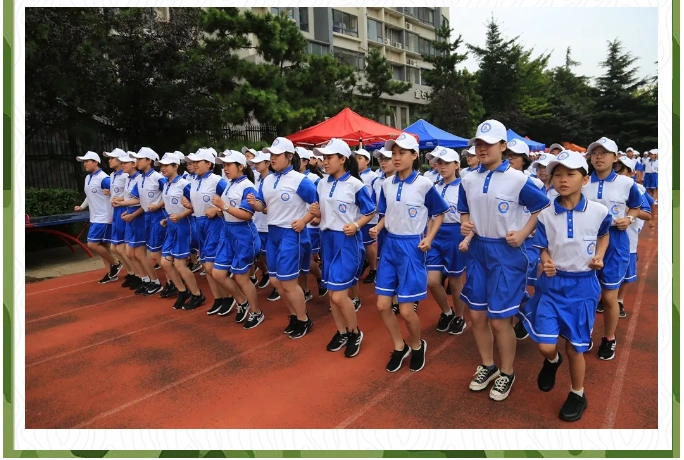 沙场秋点兵青大附中2020级新生军训会操展热血青春