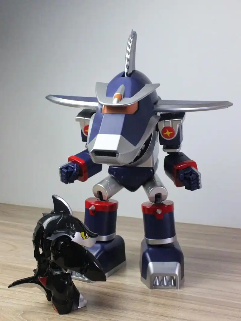 我让你们瞧瞧超级鲨鱼巨人真正的力量~ 双重超级变换形态 翻到最后找