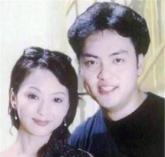 "香妃"刘丹去世20年,父亲哥哥也相继离世|朱宏嘉|刘丹|香妃_新浪新闻