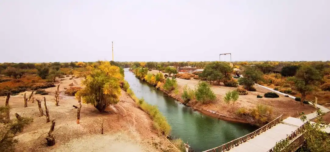 巴楚县红海景区