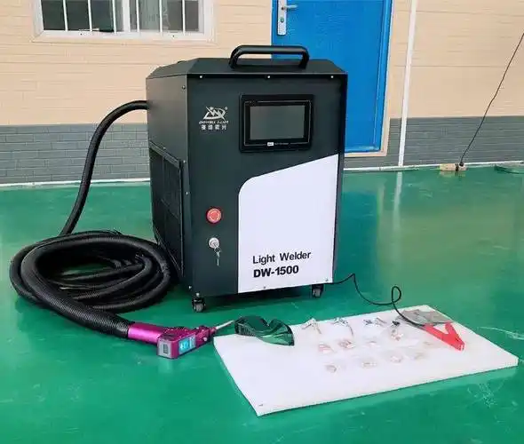 多维激光手持焊接机产品优势及适用的工业场景